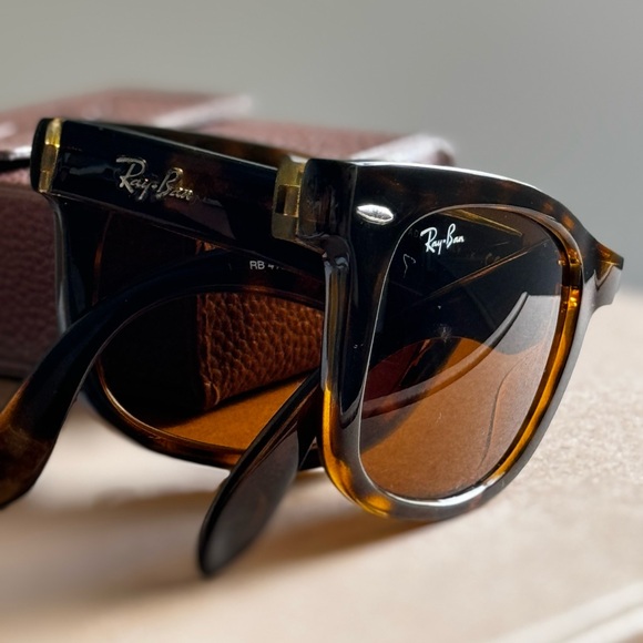 Rayban WAYFARER SUNGLASSES FOLDING CLASSIC
Light Havana Brown Classic G-15 - Picture 3 of 16